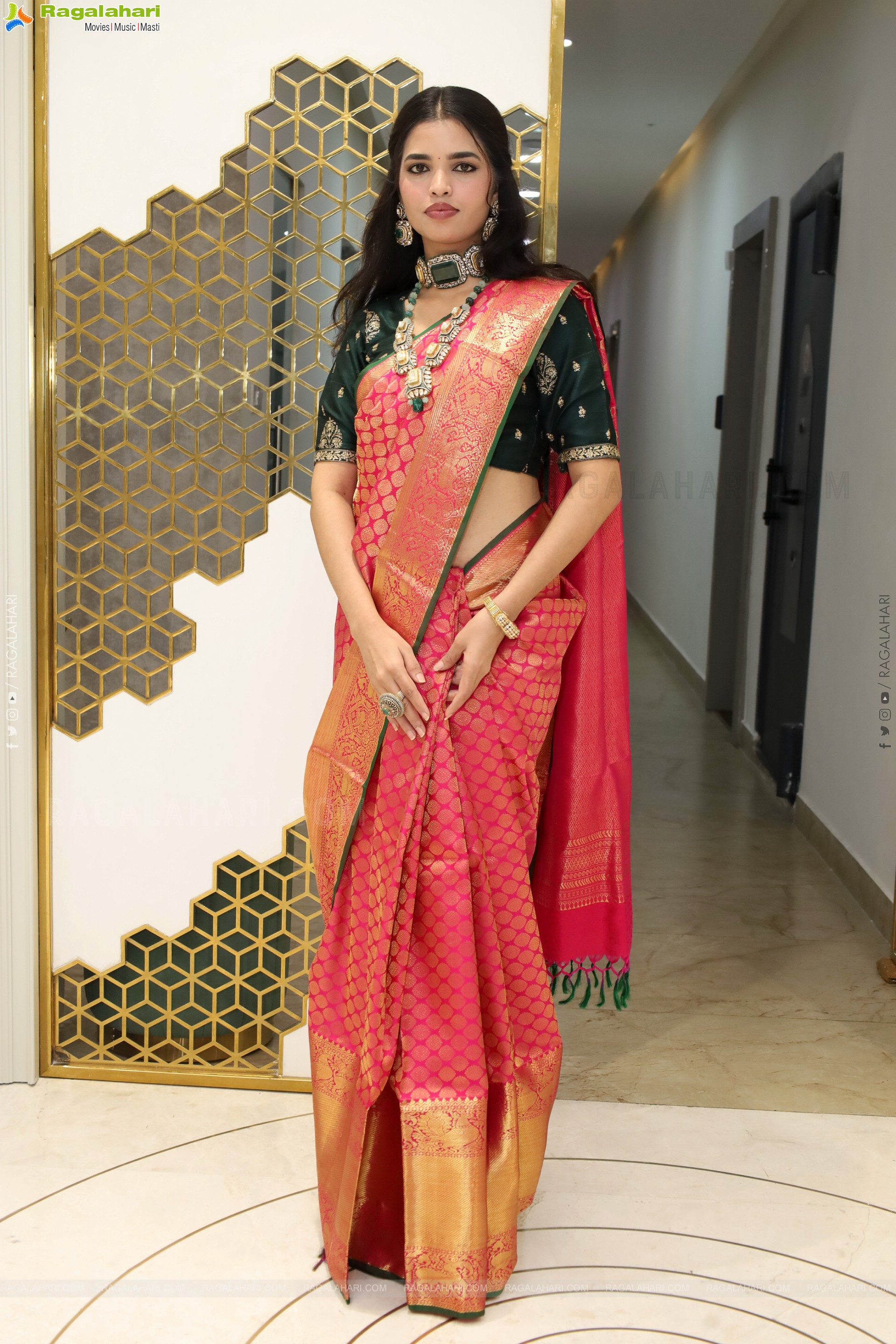 Urmila Chauhan Poses with Traditional Designer Jewellery, HD Gallery