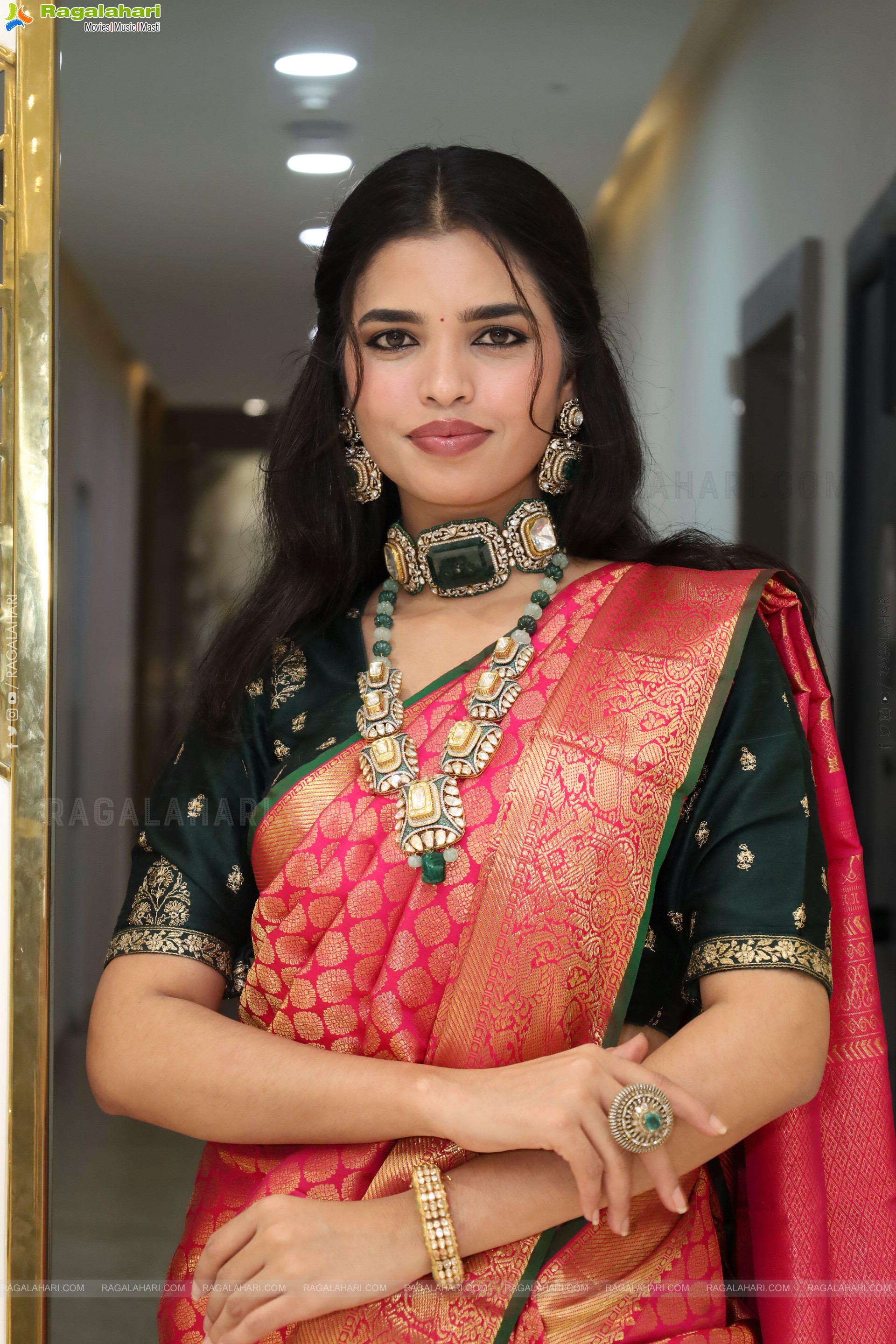 Urmila Chauhan Poses with Traditional Designer Jewellery, HD Gallery