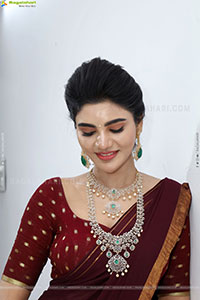 Varsha poses with Designer Jewellery, HD Gallery
