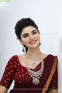 Varsha poses with Designer Jewellery, HD Gallery