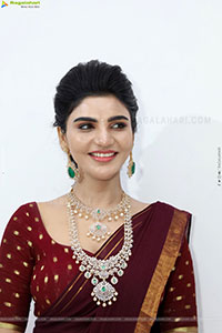 Varsha poses with Designer Jewellery, HD Gallery
