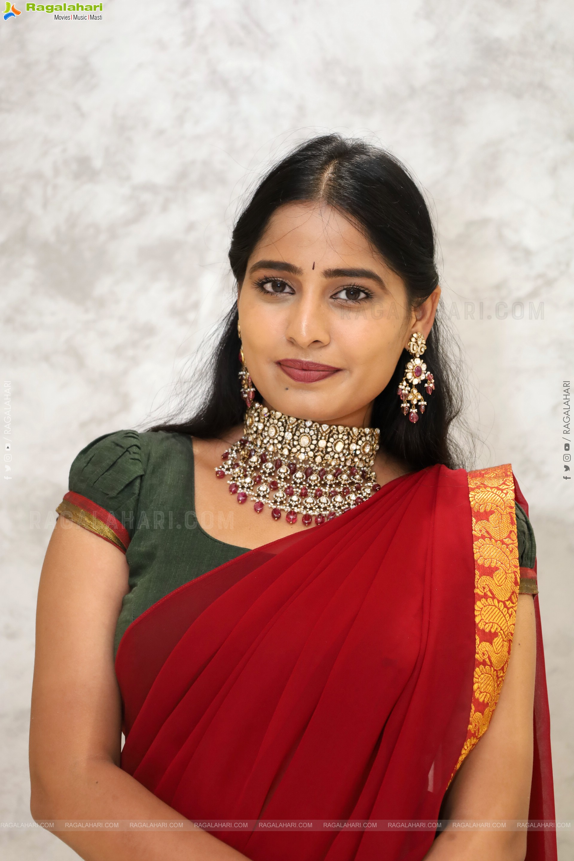 Vrindha Reddy Traditional stills with Jewellery, HD Gallery