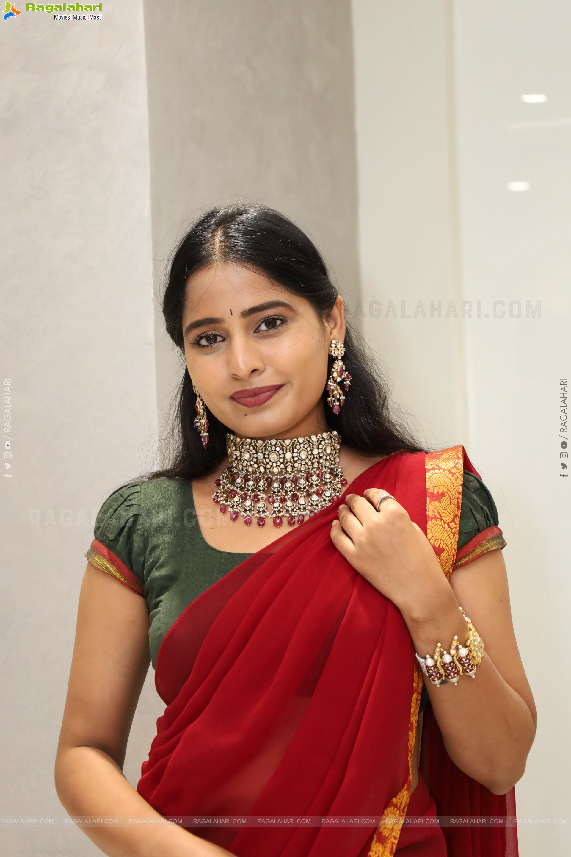 Vrindha Reddy Traditional stills with Jewellery, HD Gallery