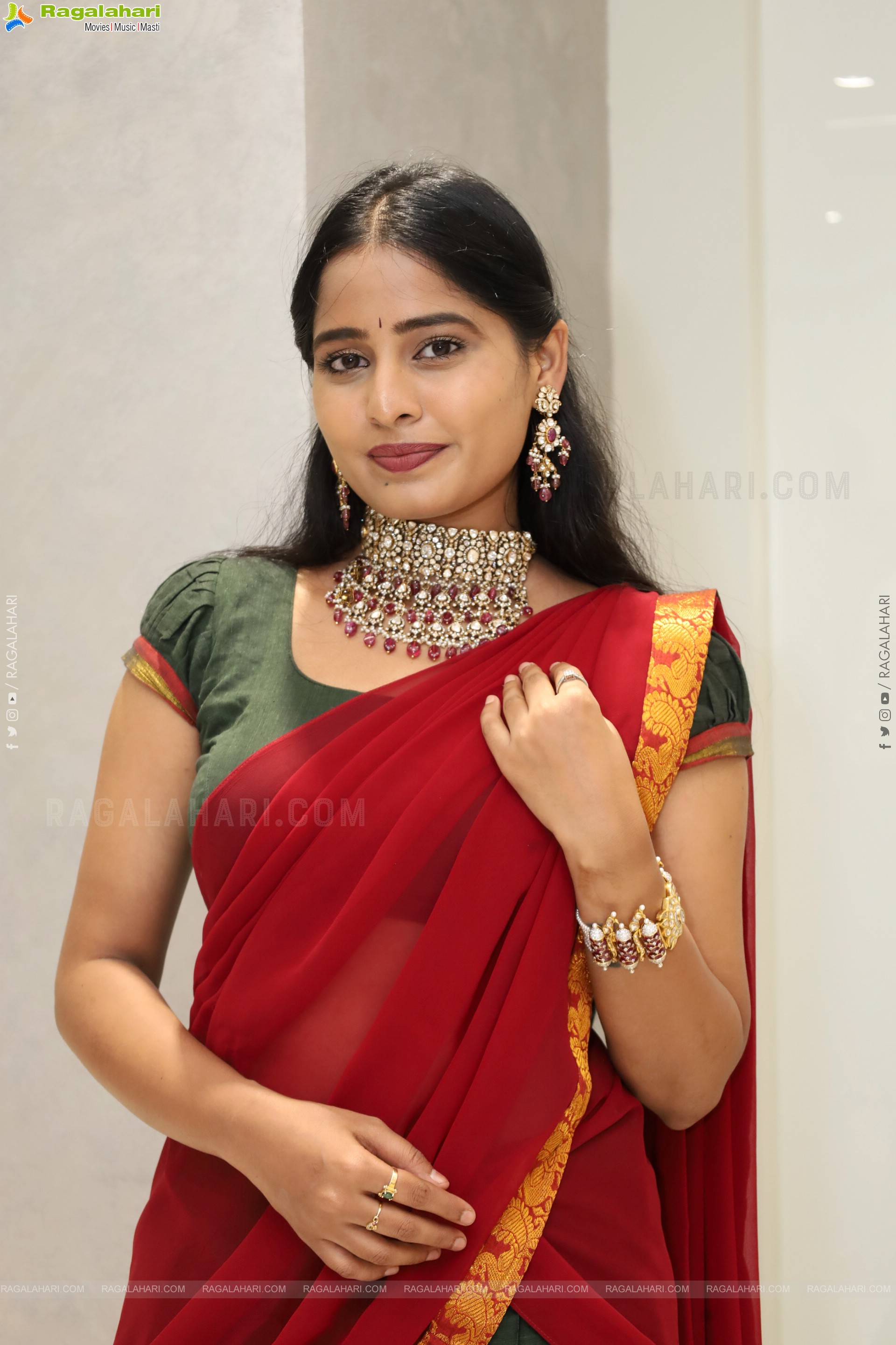 Vrindha Reddy Traditional stills with Jewellery, HD Gallery