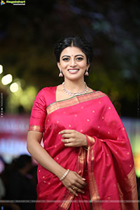 Anandhi at Garividi Lakshmi Trailer Launch, HD Gallery 