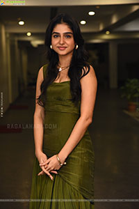 Anaswara Rajan at Itllu Arjuna Movie Press Meet, HD Gallery