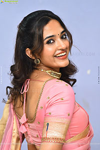 Anyuktha Nallani Beautiful stills in Traditional Half Saree