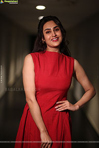 Archana Iyer at Ah Movie Idhena Idhena Song Launch Event