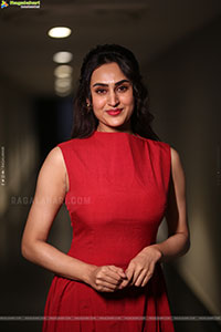 Archana Iyer at Ah Movie Idhena Idhena Song Launch Event