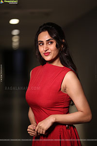 Archana Iyer at Ah Movie Idhena Idhena Song Launch Event