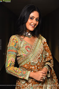 Actress Joyeeta Banerjee Beautiful stills in Saree