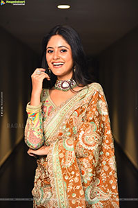 Actress Joyeeta Banerjee Beautiful stills in Saree