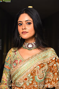 Actress Joyeeta Banerjee Beautiful stills in Saree