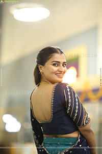 Jyothi Ramana Traditional stills in Half-Saree, HD Gallery