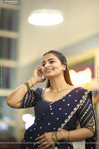 Jyothi Ramana Traditional stills in Half-Saree, HD Gallery