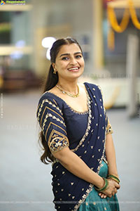 Jyothi Ramana Traditional stills in Half-Saree, HD Gallery