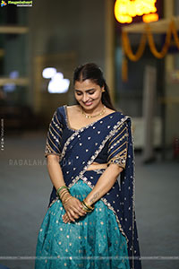Jyothi Ramana Traditional stills in Half-Saree, HD Gallery