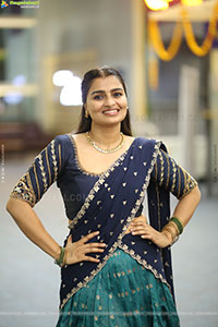 Jyothi Ramana Traditional stills in Half-Saree, HD Gallery
