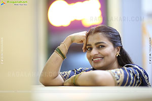 Jyothi Ramana Traditional stills in Half-Saree, HD Gallery