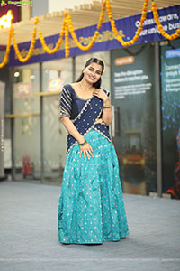 Jyothi Ramana Traditional stills in Half-Saree, HD Gallery