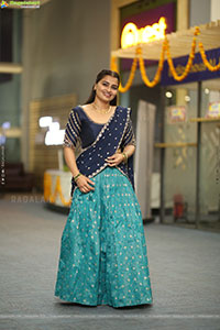 Jyothi Ramana Traditional stills in Half-Saree, HD Gallery