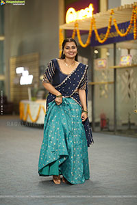 Jyothi Ramana Traditional stills in Half-Saree, HD Gallery