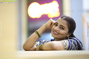 Jyothi Ramana Traditional stills in Half-Saree, HD Gallery