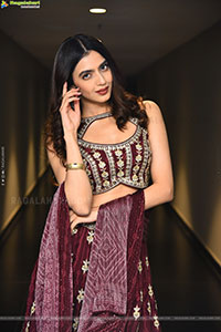 Kashika Kapoor at Caste Movie Teaser Launch Event