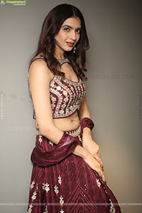 Kashika Kapoor at Caste Movie Teaser Launch Event