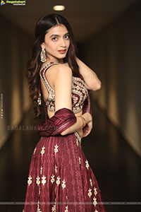 Kashika Kapoor at Caste Movie Teaser Launch Event