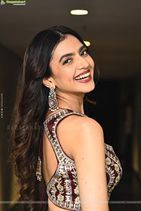 Kashika Kapoor at Caste Movie Teaser Launch Event