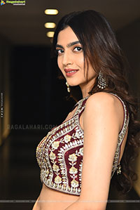 Kashika Kapoor at Caste Movie Teaser Launch Event