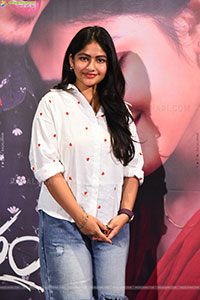 Nakshatra at Thella Kaagitham Movie Success Meet, HD Gallery