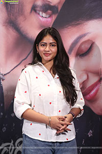 Nakshatra at Thella Kaagitham Movie Success Meet, HD Gallery