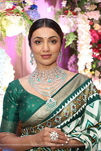 Tejaswi Madivada at Hi Life Brides Launch Event, HD Gallery