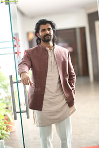 Vijay Deverakonda at Ranabaali Movie Interview, HD Gallery 