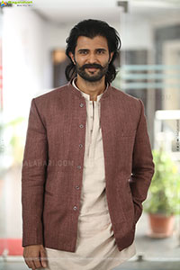 Vijay Deverakonda at Ranabaali Movie Interview, HD Gallery 