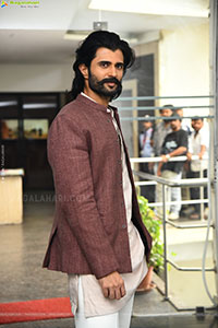 Vijay Deverakonda at Ranabaali Movie Interview, HD Gallery 