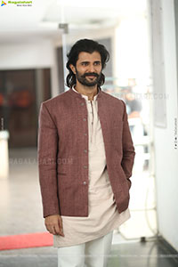 Vijay Deverakonda at Ranabaali Movie Interview, HD Gallery 