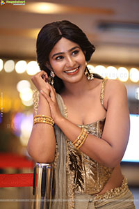 Yashna Muthuluri at Impure Movie Interview, HD Gallery