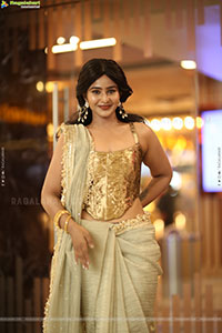 Yashna Muthuluri at Impure Movie Interview, HD Gallery