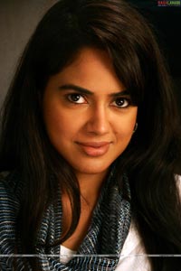 Sameera Reddy Photo Gallery from Surya S/O Krishnan