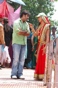 Tarun, Genelia