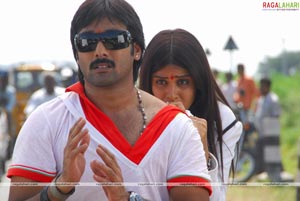 Tarun, Genelia