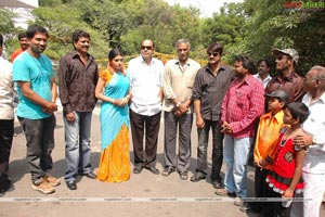 Shivaji Raja-Pooja Roshan Film Muhurat