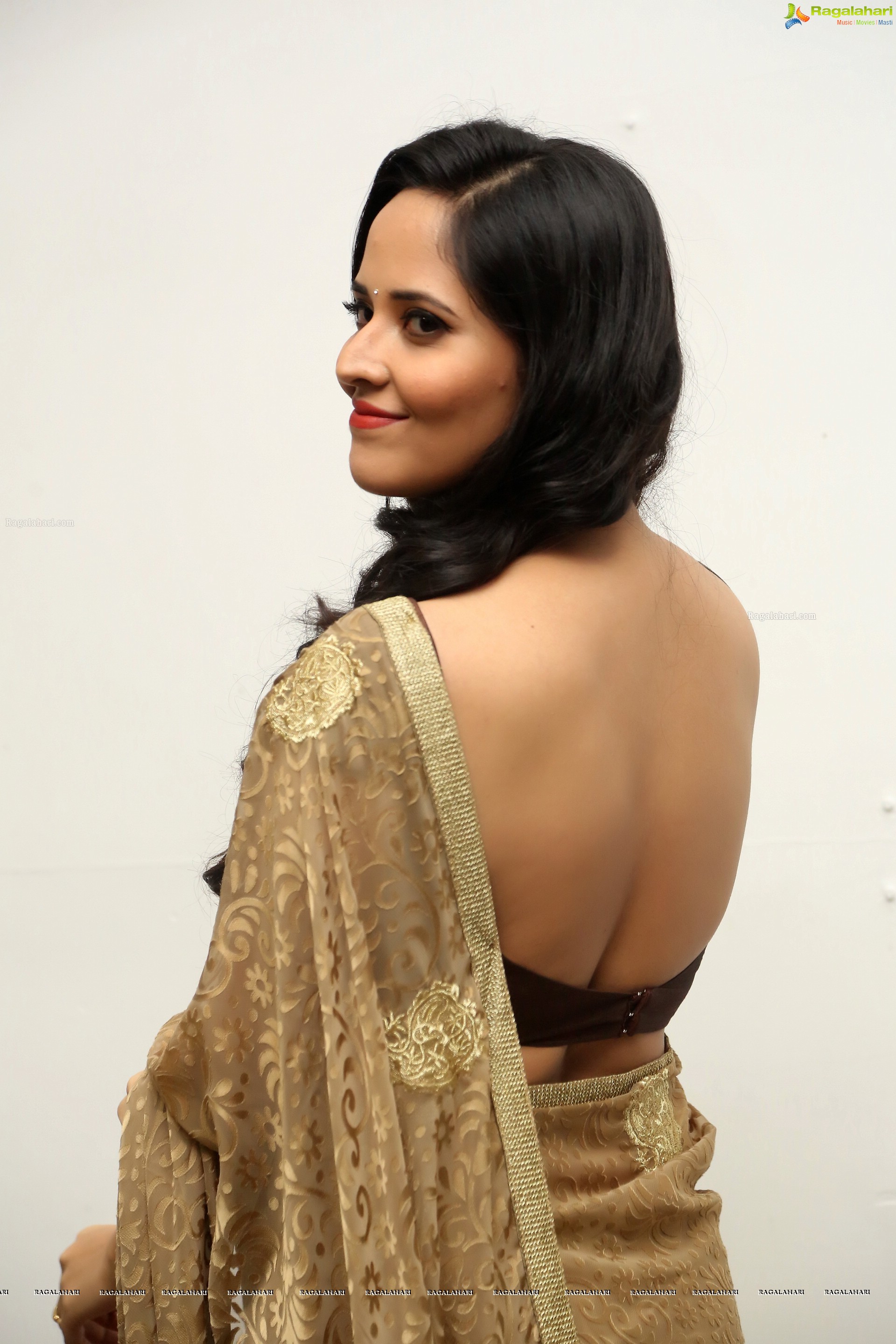 Anusuya - HD Gallery