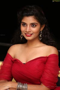 Manasantha Nuvve Heroine Bindu