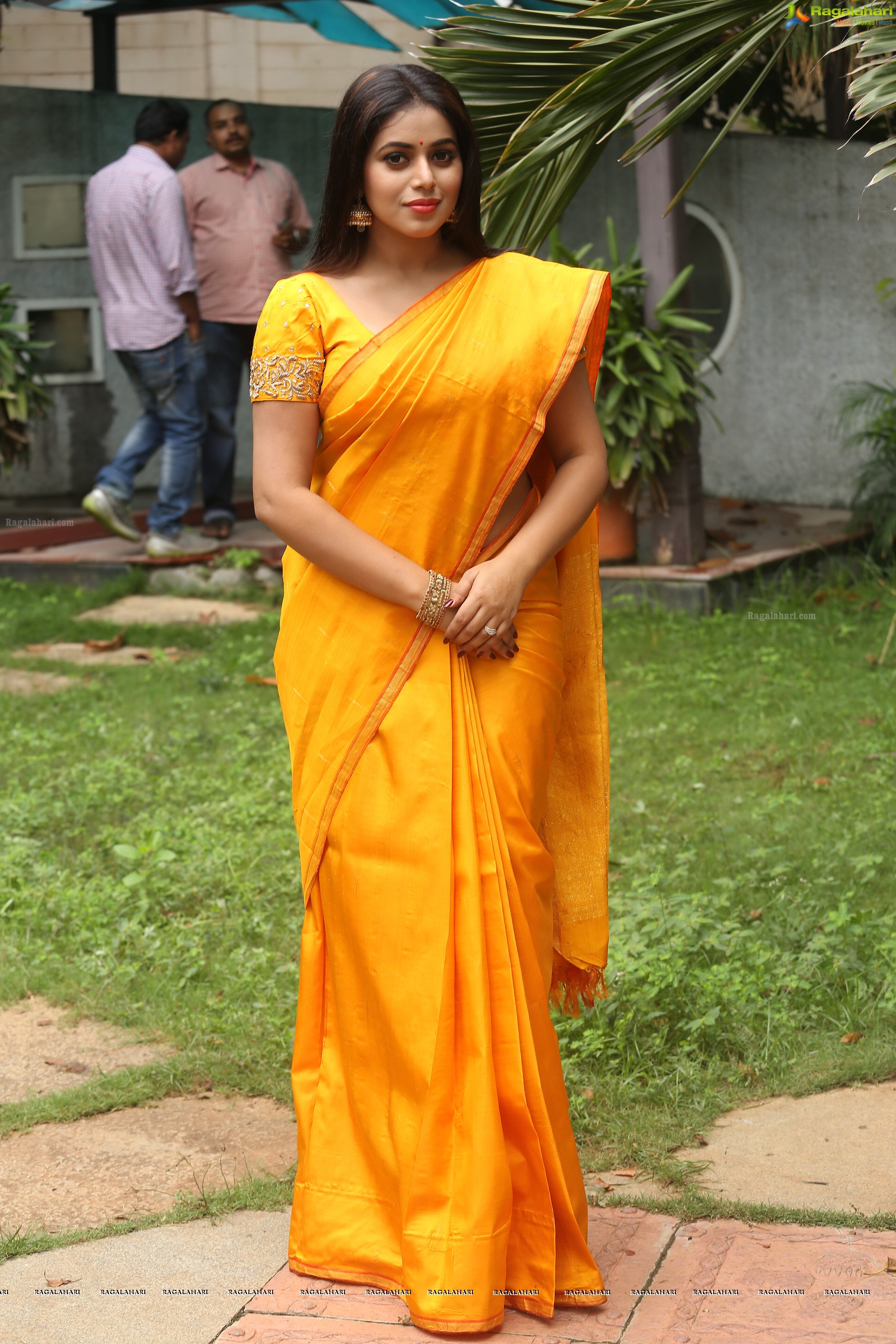 Poorna (High Definition)