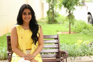 Bollywood Actress Regina Cassandra