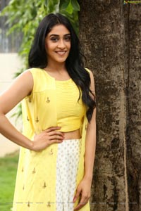 Bollywood Actress Regina Cassandra